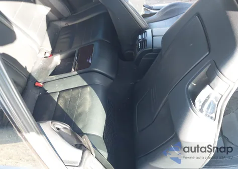 2013 Mercedes-Benz E 350 z USA, uszkodzony, nr VIN WDDKJ5KB1DF202310